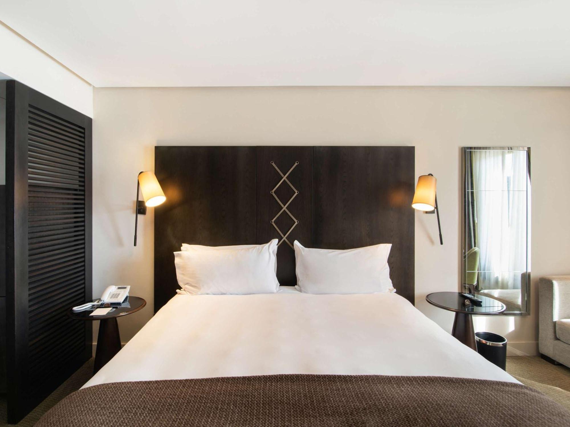 ホテル ソフィテル モンテカジノ カラスコ ＆ スパ モンテビデオ エクステリア 写真 A bedroom at the hotel