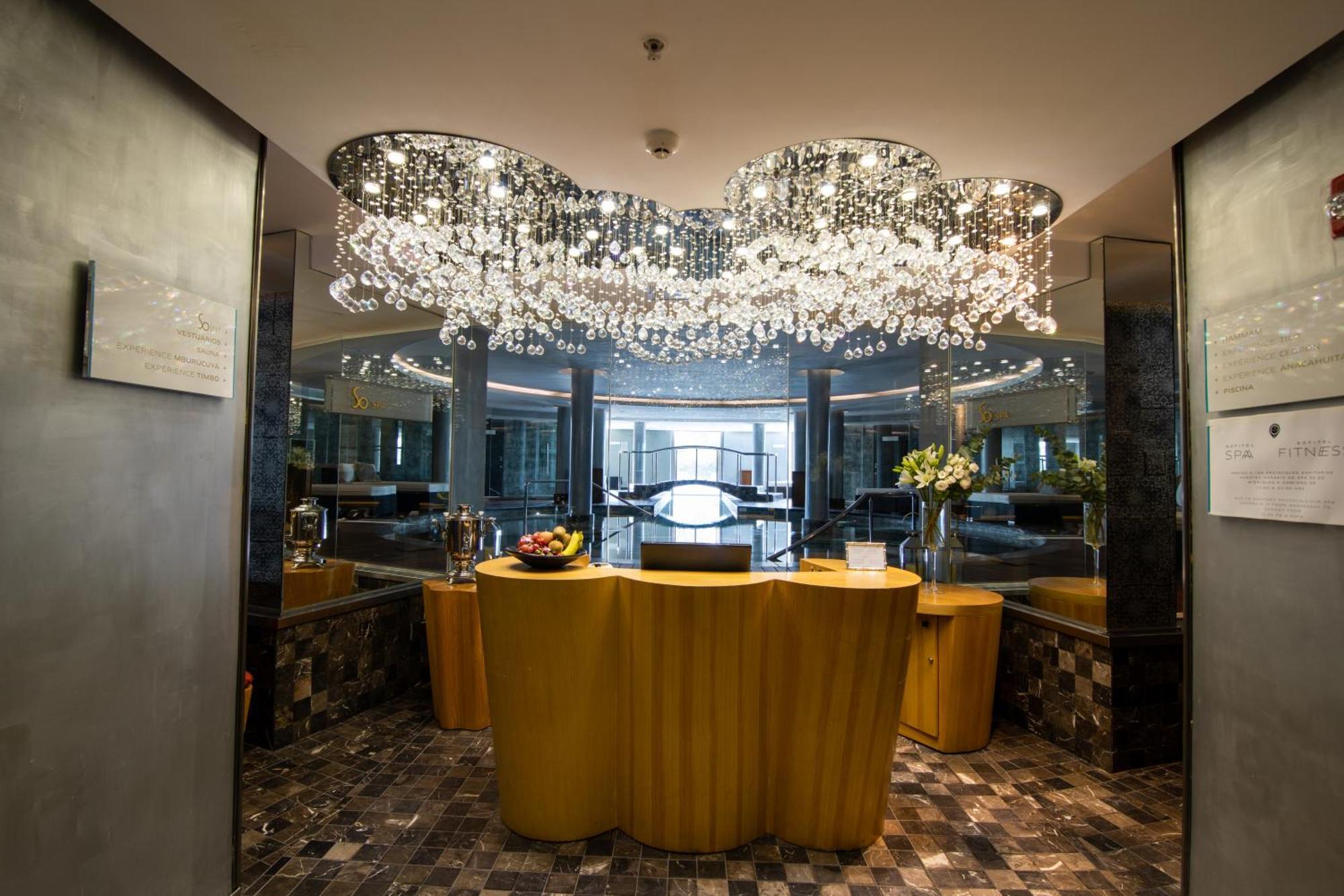 ホテル ソフィテル モンテカジノ カラスコ ＆ スパ モンテビデオ エクステリア 写真 The lobby of the hotel