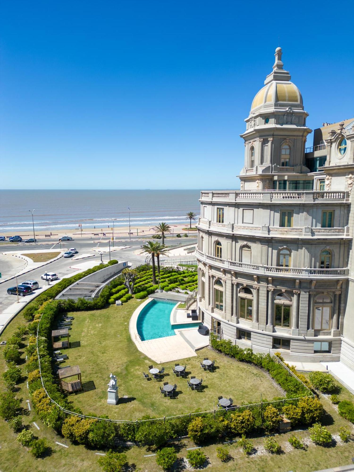 ホテル ソフィテル モンテカジノ カラスコ ＆ スパ モンテビデオ エクステリア 写真 The Miramar Palace